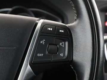 Volvo V60 I Kombi Facelifting 2.0 D2 DRIVE-E 120KM 2017 Volvo V60 skóra klima auto navi czujniki, zdjęcie 28