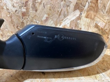 KOMPLETNÍ ZRCÁTKO PRAVÉ TOYOTA PRIUS IV 15- 10 PIN EVROPA 040