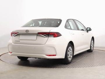 Toyota Corolla XII Sedan 1.5 VVT-i 125KM 2021 Toyota Corolla 1.5 VVT-i, Salon Polska, zdjęcie 4