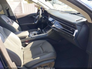 Audi Q8 2019 Audi Q8 55 Premium 2019 3.0l 3.0 Benzyna 335KM, zdjęcie 9