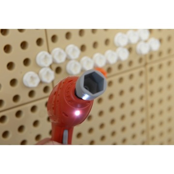 НАБОР ИНСТРУМЕНТОВ С ОТВЕРТКОЙ