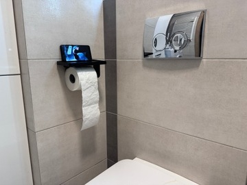 Держатель для туалетной бумаги с полкой, вешалка для ключей для телефона, самоклеящаяся