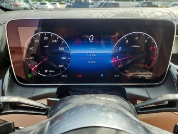 Mercedes GLC C254/X254 2024 Mercedes-Benz GLC 300 4matic 2024 2.0 Benzyna 255KM, zdjęcie 9