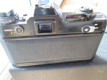 Камера Canon EF С ОБЪЕКТИВОМ 1,4/50