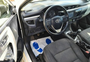 Toyota Corolla X Sedan Facelifting 1.6 Valvematic 132KM 2014 Toyota Corolla Bogata wersja Zarejestrowana 1.6 Benzyna 132KM, zdjęcie 11