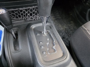 Jeep Wrangler III Unlimited Facelifting 2.8 CRD 200KM 2017 JEEP WRANGLER III Rubicon UNLIMITED 2.8l diesel 200KM Salon PL Bezwypadkowy, zdjęcie 14