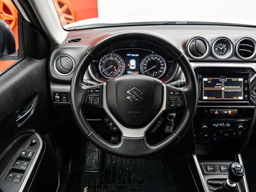 Suzuki Vitara III SUV Facelifting 1.4 BoosterJet 140KM 2019 SUZUKI Vitara 1.4 BoosterJet 4WD Suv 140KM 2019, zdjęcie 9