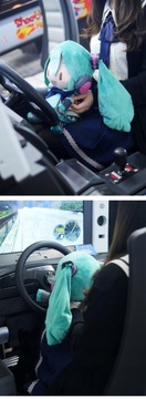 ПЛЮШЕВАЯ АНИМЕ-КУКЛА ХАТСУНЭ МИКУ 32 СМ