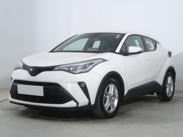 Toyota C-HR I Crossover Facelifting 1.8 Hybrid 122KM 2022 Toyota C-HR 1.8 Hybrid, Serwis ASO, Automat, zdjęcie 1