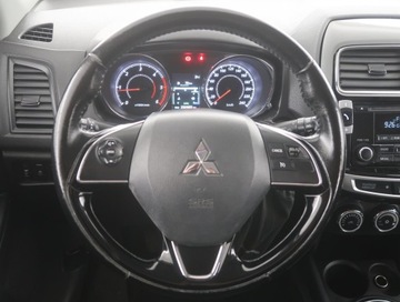 Mitsubishi ASX I SUV Facelifting 2015 1.6 DI-D 114KM 2015 Mitsubishi ASX 1.6 DI-D, Salon Polska, Serwis ASO, zdjęcie 14