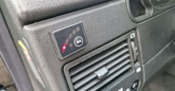 Chrysler Crossfire 2004 Chrysler Crossfire Chrysler Crossfire 3.2 BenzynaLPG 218KM, zdjęcie 12