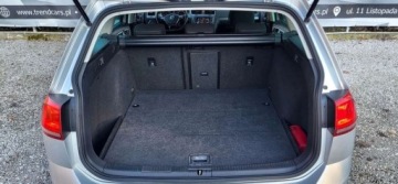 Volkswagen Golf VII Variant 1.6 TDI CR DPF BlueMotion Technology 105KM 2015 Volkswagen Golf 1.6 tdi KM Navi bezwypadkowy serwisowany Gwarancja 1.6, zdjęcie 24