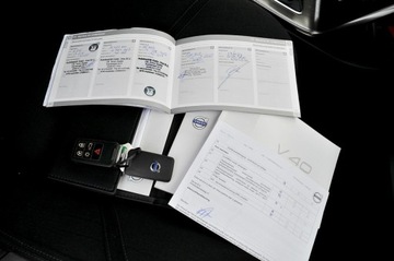 Volvo V40 II Hatchback 1.6 D2 115KM 2014 Volvo V40 1,6 HDi 115Km Automat Ledy Digital Navi, zdjęcie 33