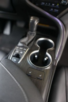 Toyota Camry IX Sedan 2.5 Hybrid Dynamic Force 218KM 2022 Toyota Camry 2.5 Hybrid Executive CVT Oferta Dealera Gwarancja 2.5 Hybryda, zdjęcie 12