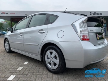 Toyota Prius III 2010 Toyota Prius PEWNY*lakier 100%*ZADBANY*nawigacja*, zdjęcie 20