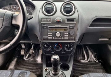 Ford Fiesta VI 1.3 70KM 2006 Ford Fiesta 1,3 benz Salon PL 1.3 Benzyna 70KM, zdjęcie 25