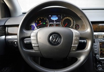Volkswagen Phaeton 4.2 i V8 40V 335KM 2010 Volkswagen Phaeton LIFT 4.2 V8 335HP 4motion LONG ACC DVD LED Gwarancja 4.2, zdjęcie 10