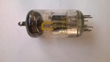 Lampa ECC85 RFT