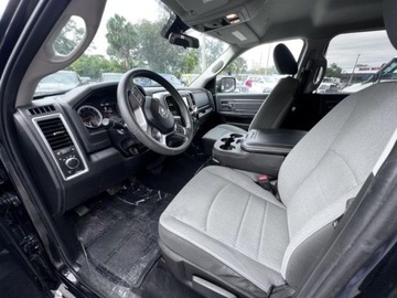  RAM 1500 Classic SLT 2021 5.7l 5.7 Benzyna 395KM, zdjęcie 11