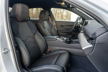 BMW Seria 5 G90-91 Touring 2.0 520d 197KM 2024 BMW 520 xDrive Sedan Demo- Koła zimowe w cenie!, zdjęcie 18