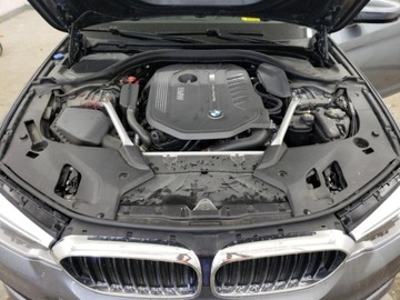 BMW Seria 5 G30-G31 2019 BMW Seria 5 540I 2019 3.0l 3.0 Benzyna 335KM, zdjęcie 6