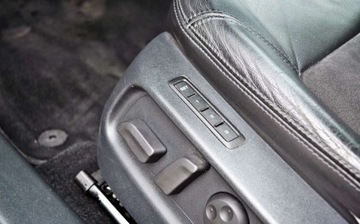 Skoda Octavia II Kombi 1.8 TSI 160KM 2009 Skoda Octavia Laurin Klement DSG Ksenon Szyberdach, zdjęcie 8