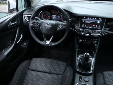 Opel Astra K Sports Tourer 1.6 CDTI 160KM 2017 Opel Astra 1.6 BiCDTI, Navi, Klima, Klimatronic, zdjęcie 6