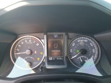 Toyota Tacoma II 2021 Toyota Tacoma 2021 Toyota Tacoma Double Cab , Run and Drive , od firmy ub, zdjęcie 9