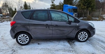 Opel Meriva II Mikrovan 1.4 Turbo ECOTEC 120KM 2013 Opel Meriva 1.4 120ps. Grzane Fotele Grzana Kierownica Klima Dwustrefowa 2, zdjęcie 16