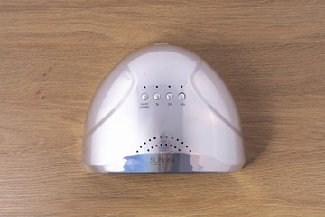 SUNONE УФ СВЕТОДИОДНАЯ ЛАМПА ДЛЯ НОГТЕЙ SUN1 SILVER