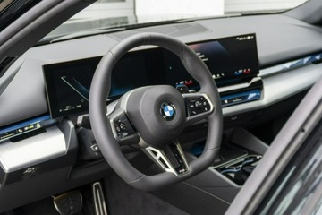 BMW Seria 5 G90-91 Touring 2.0 520d 197KM 2025 BMW 520 xDrive Sedan - DEMO - Koła zimowe w, zdjęcie 9