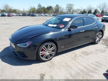 Maserati Ghibli III 2018 Maserati Ghibli S Q4 Gransport 2018 3.0l 3.0 Benzyna 424KM, zdjęcie 1