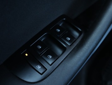 Opel Zafira C Tourer Facelifting 1.4 Turbo 140KM 2017 Opel Zafira 1.4 Turbo, Serwis ASO, 7 miejsc, Navi, zdjęcie 17