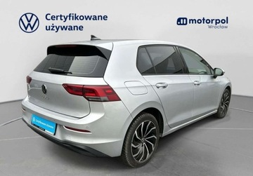 Volkswagen Golf VIII Hatchback 1.5 TSI EVO 130KM 2021 Volkswagen Golf Life Pakiety, ACC, Podgrzewane fotele, Podgrzewana kierow, zdjęcie 13