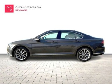 Volkswagen Passat B8 Limousine 2.0 TDI BlueMotion SCR 190KM 2019 Volkswagen Passat SalonPL 190KM DSG TDI HighlineSkoraACCNavi18Business ASO, zdjęcie 7