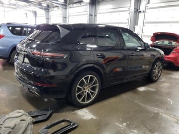 Porsche Cayenne III 2019 Porsche Cayenne 2019, 2.9L, 4x4, S, po gradobiciu, zdjęcie 2