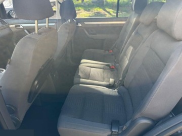 Volkswagen Touran I 2.0 TDI 170KM 2008 Volkswagen Touran 2.0 TDI DPF DSG Trendline 170KM 2008r, zdjęcie 21