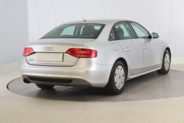 Audi A4 B8 Limousine 2.0 TFSi 211KM 2010 Audi A4 2.0 TFSI, Salon Polska, Serwis ASO, 4X4, zdjęcie 4