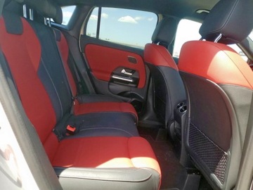 Mercedes GLA II 2021 Mercedes-Benz GLA 250 2021 2.0l 2.0 Benzyna 221KM, zdjęcie 11