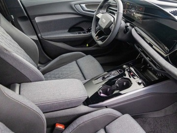 Audi A5 B10 Limousine 2.0 TFSI 204KM 2025 AUDI A5 TFSI quattro Sedan 2.0 (204KM) 2025, zdjęcie 12