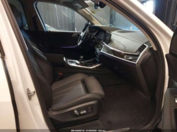 BMW X7 2020 BMW X7 2020 BMW X7 XDRIVE40I 3.0 Benzyna 335KM, zdjęcie 13