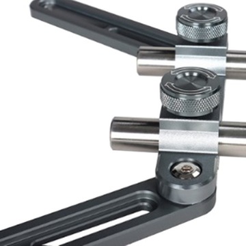 UCHWYT DO PROJEKTORA ŚCIENNY DO 25 KG SUPREMA SPIDER ROYAL-WALL STALOWY