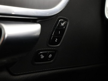 Volvo S90 II Sedan 2.0 T4 190KM 2017 Volvo S90 automat full LED skóra navi klima auto, zdjęcie 38