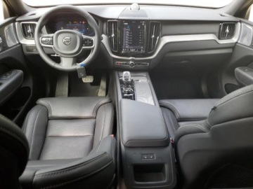 Volvo XC60 II Crossover Plug-In Facelifting 2.0 T8 455KM 2024 Volvo XC 60 Ultimate, 2024r., 4x4, 2.0L 2.0 Hybryda 455KM, zdjęcie 6