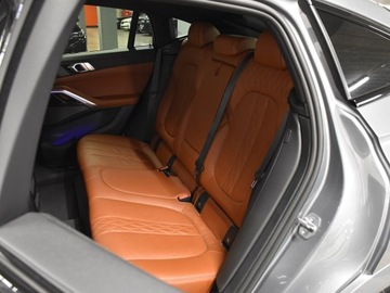 BMW X6 G06 SUV Facelifting 3.0 40i 381KM 2023 BMW X6 381KM/ Pneumatyka/ Adapt.LED/ Harman/ Kamer, zdjęcie 12