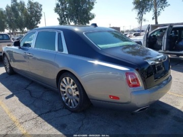 Rolls-Royce 2023 Rolls-Royce Phantom 2023 Rolls-Royce Phantom Extended Wheelbase Sedan 6.7, zdjęcie 2