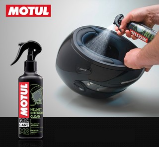 MOTUL Набор для чистки шлемов и мотоциклов