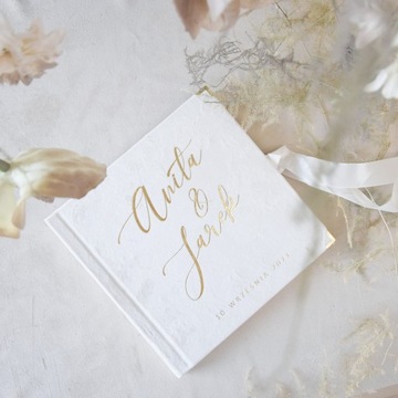 СВАДЕБНАЯ ГОСТЕВАЯ КНИГА, БЕЛАЯ, ЗОЛОТЫЕ БУМАГИ, бархат