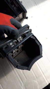 A4 B8 РЕШЕТКА ВЕНТИЛЯЦИИ БАГАЖНИКА 8K0819161B A5