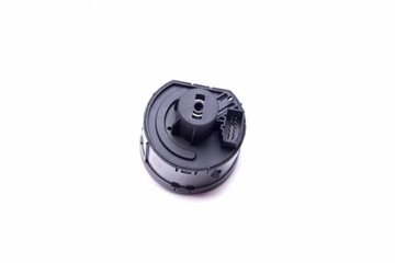 ВЫКЛЮЧАТЕЛЬ ЛАМП GOLF TIGUAN TOURAN 5G0941431BD